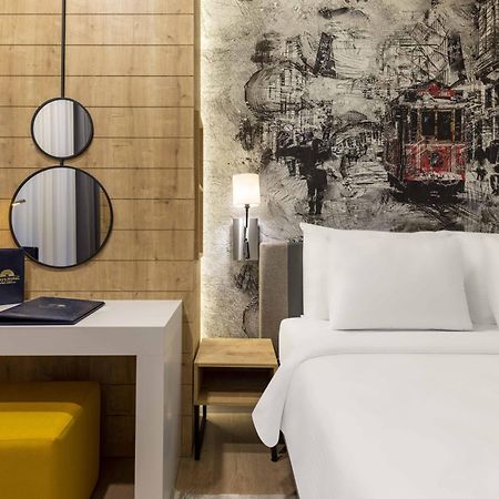 Days Inn & Suites By Wyndham Esenyurt Istambul Exterior foto