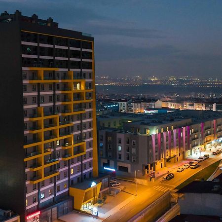 Days Inn & Suites By Wyndham Esenyurt Istambul Exterior foto