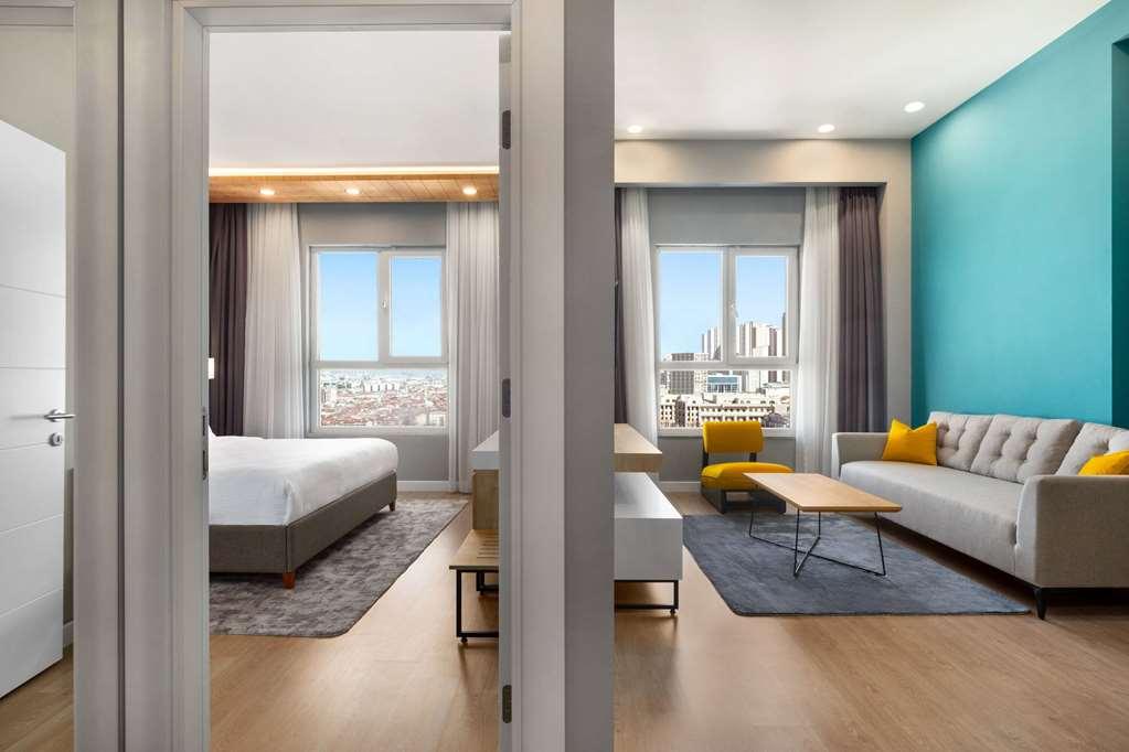 Days Inn & Suites By Wyndham Esenyurt Istambul Quarto foto