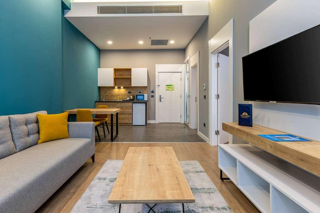 Days Inn & Suites By Wyndham Esenyurt Istambul Quarto foto