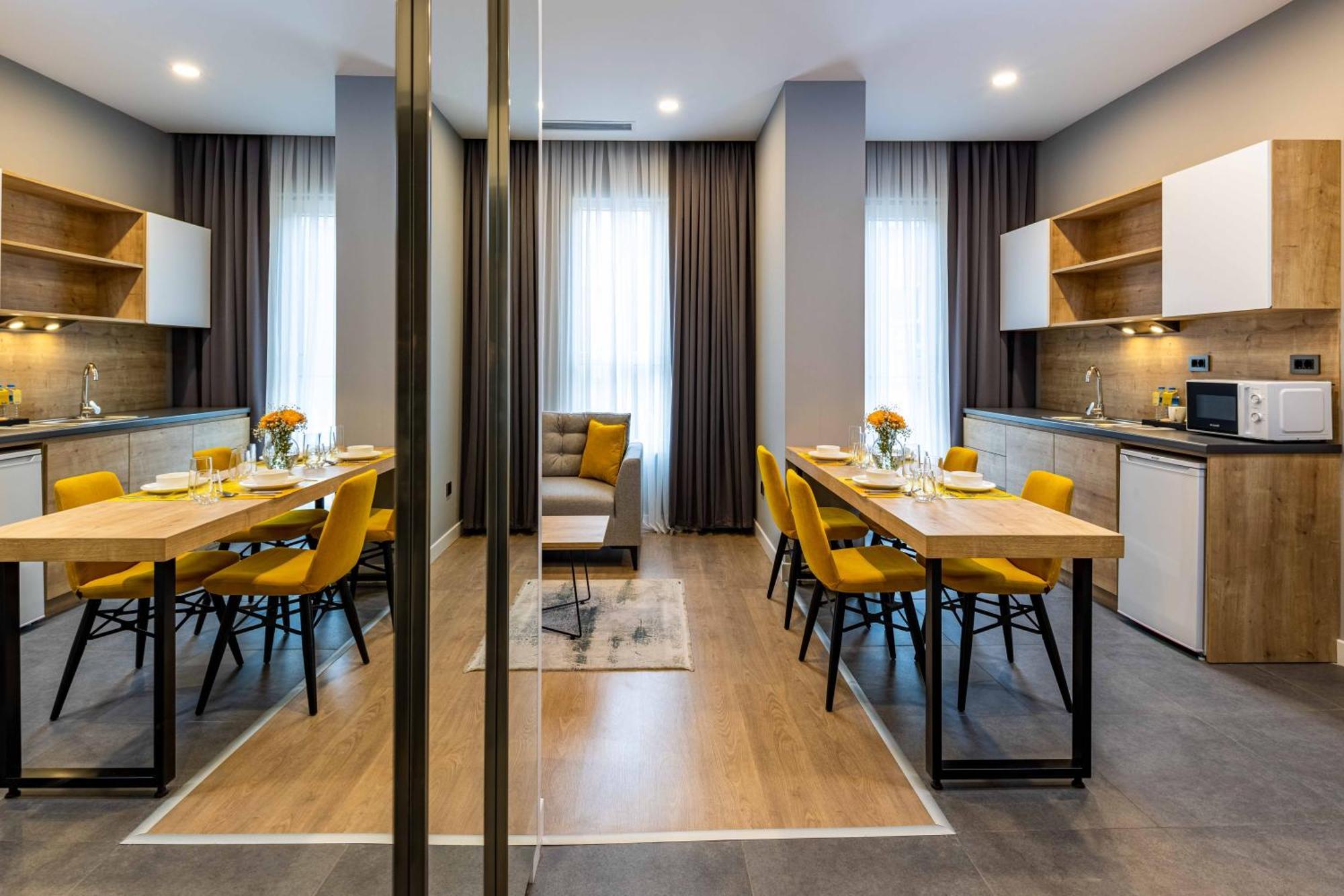 Days Inn & Suites By Wyndham Esenyurt Istambul Exterior foto