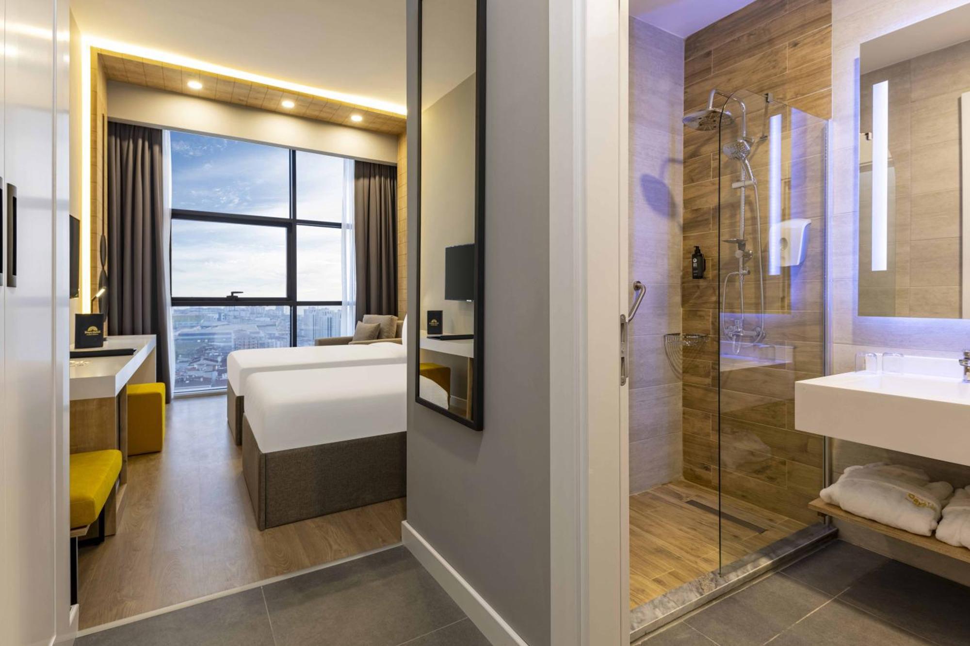 Days Inn & Suites By Wyndham Esenyurt Istambul Exterior foto