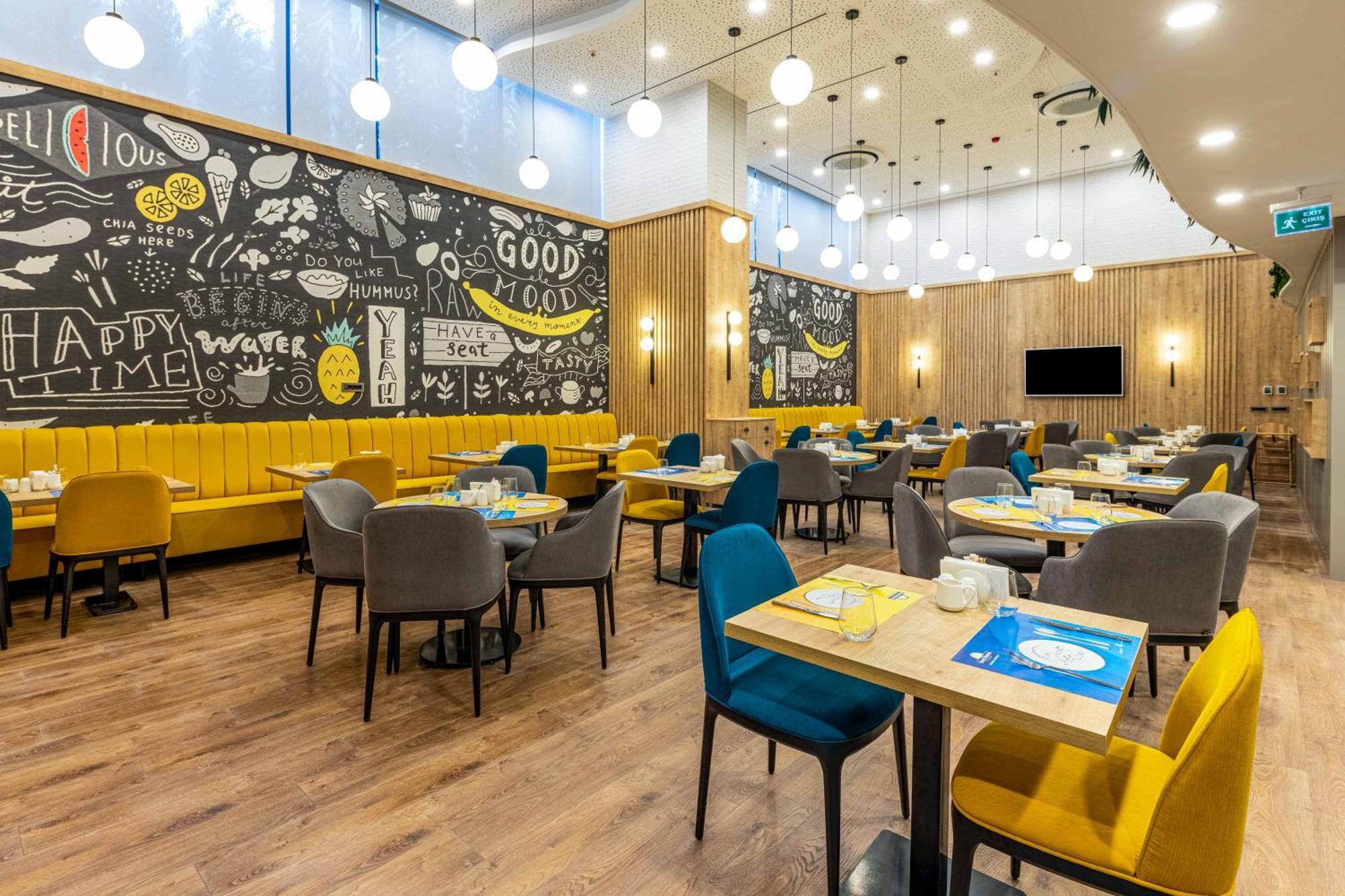 Days Inn & Suites By Wyndham Esenyurt Istambul Exterior foto