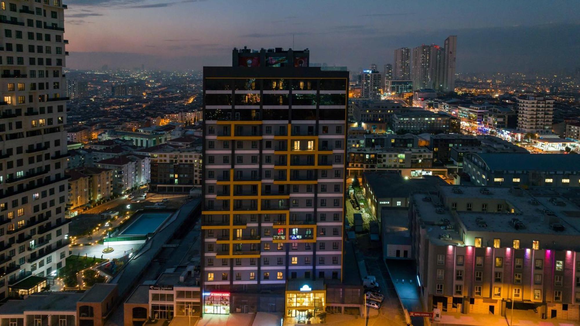 Days Inn & Suites By Wyndham Esenyurt Istambul Exterior foto